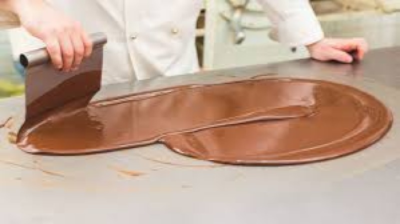 Chocolate Conching and Refining Science